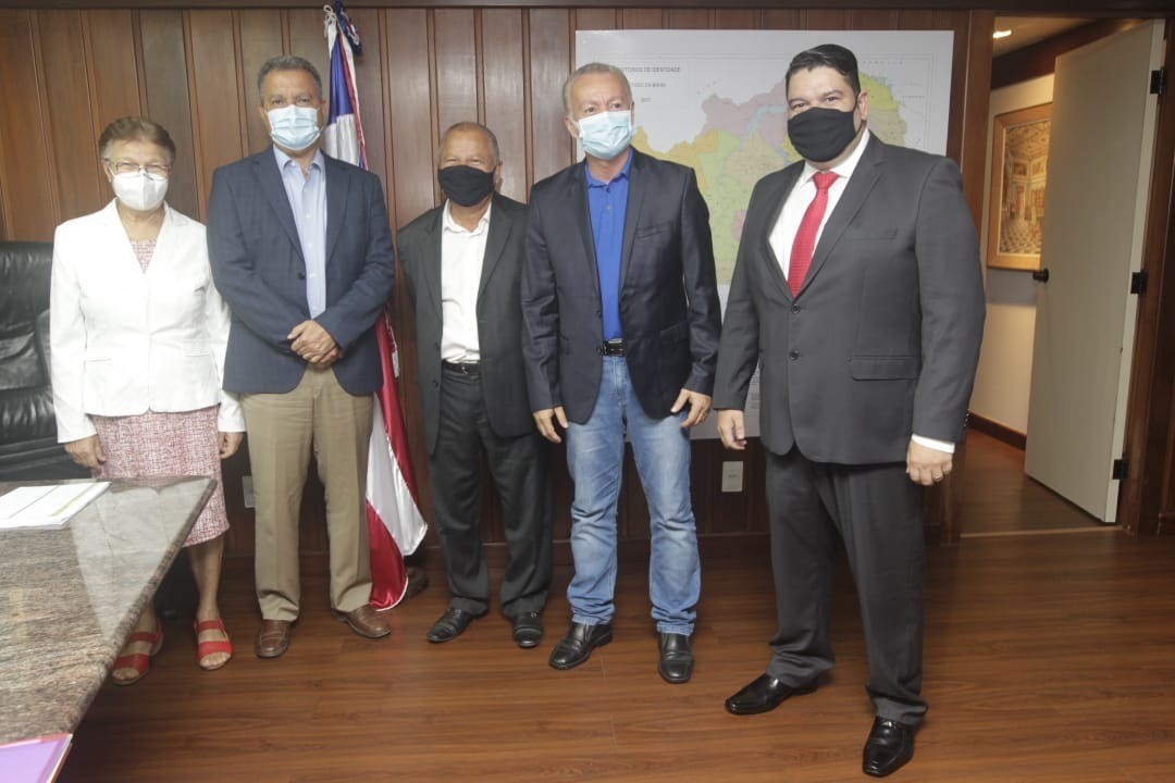 Em cinco meses de governo, Prefeito de Jaguarari conquista   R$ 52 milhões junto ao Governo do Estado para a realização de obras