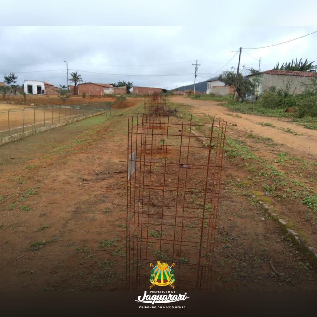 Campo do Poeirão passa por melhorias