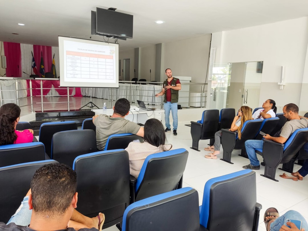 Boas práticas de higiene e manipulação de alimentos de origem animal foram tema de palestra voltada para comerciantes locais